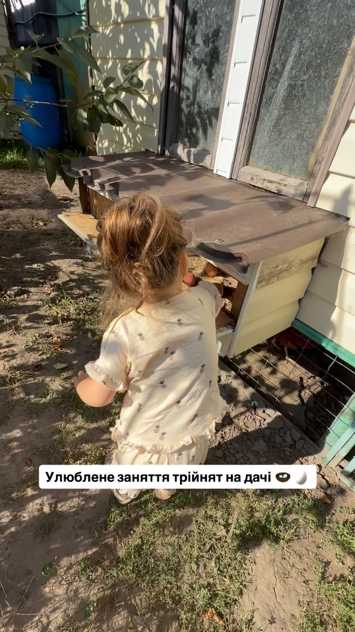 Улюблене заняття трійнят на дачі 🪺🥚